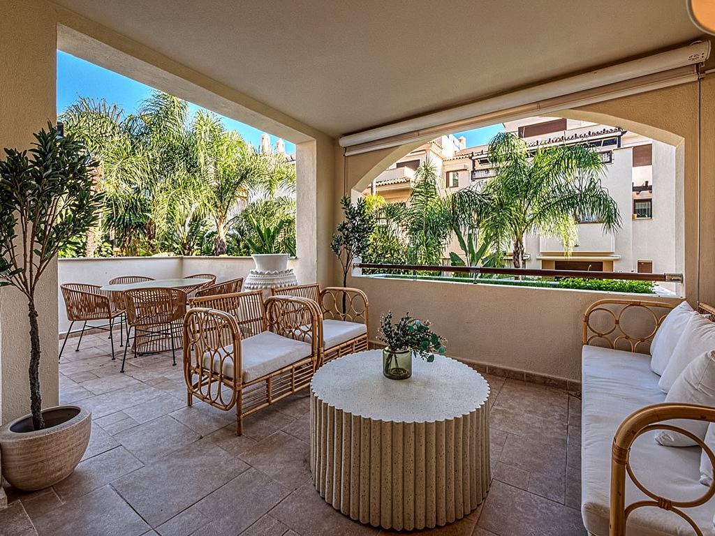 Appartement met zwembad in Nueva Andalucía - Puerto Banús