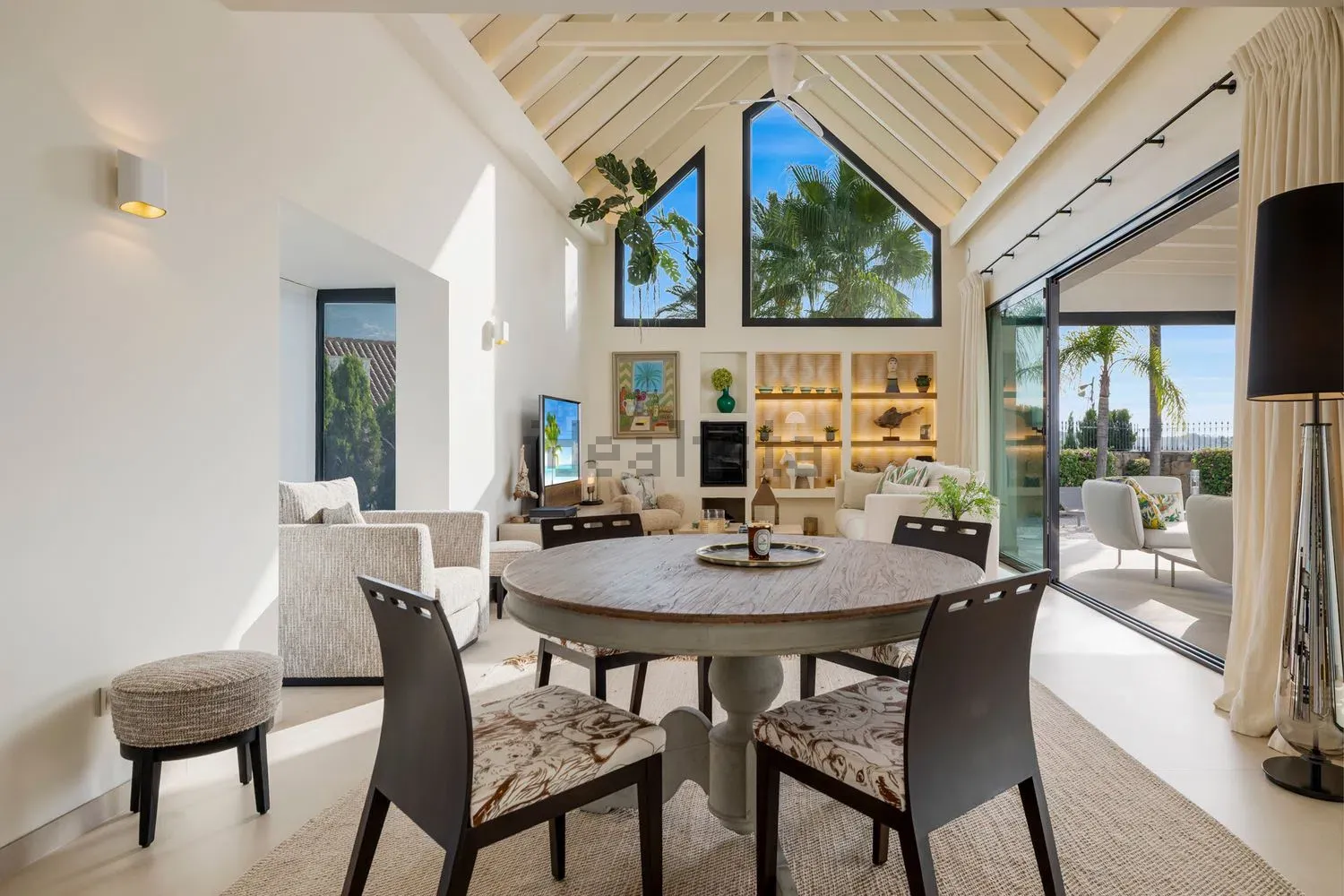 Halfvrijstaand huis met open haard in Verdolay, Murcia