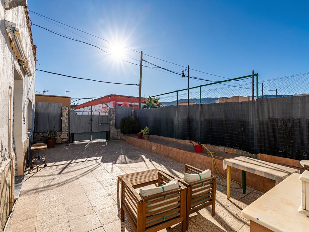 Villa met zwembad en tuin van 591m² in Tabernas